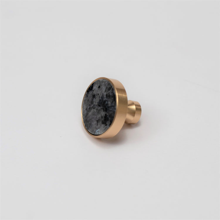 Baru Brass Knob