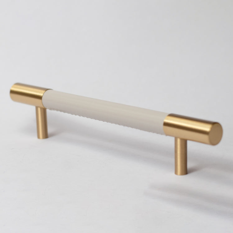 Newan Leather Handle