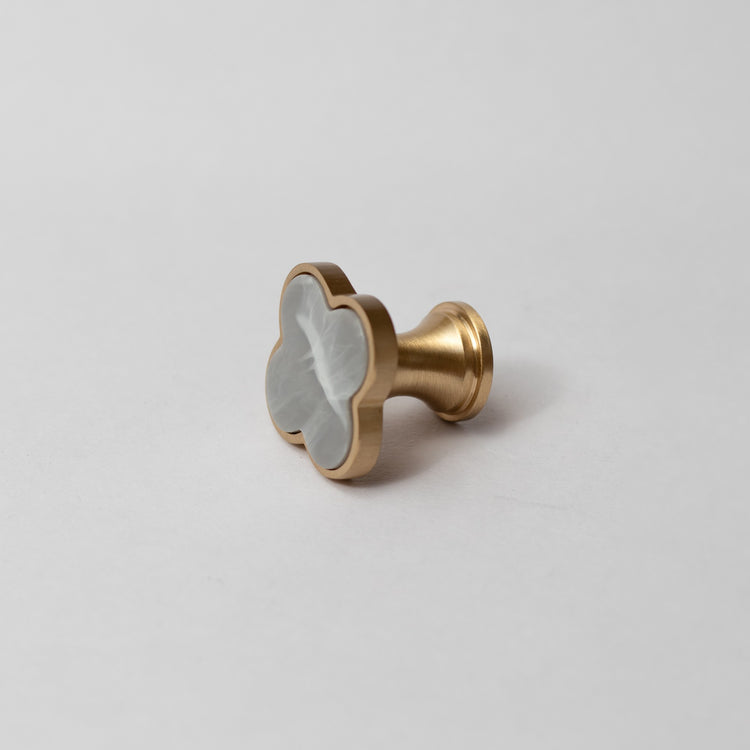 Kalhana Brass Knob