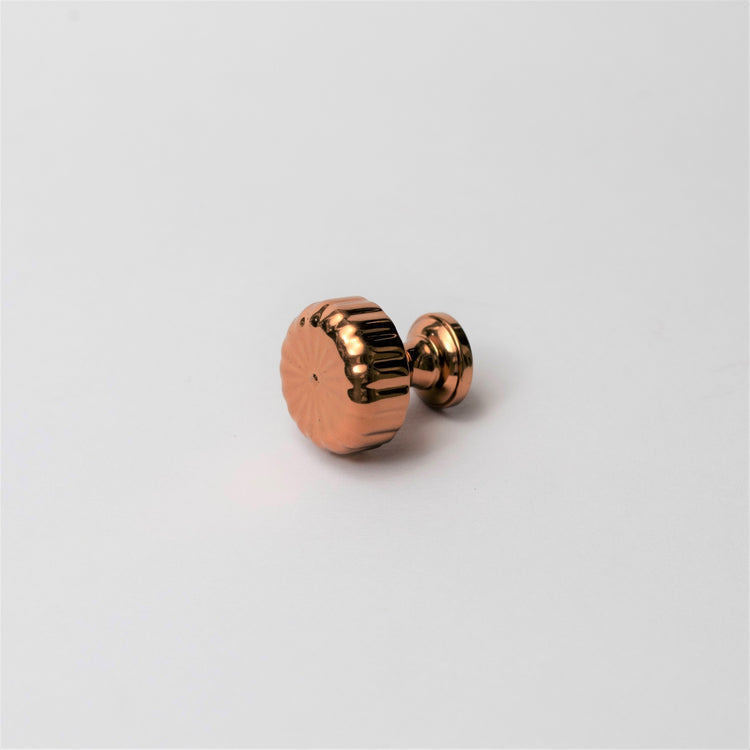 Phool Brass Knob